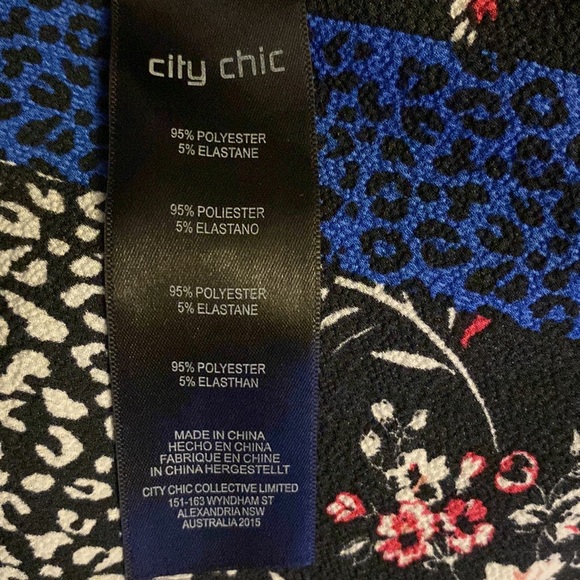 City Chic Wrap Patchwork-Print Midi Wrap
Dress Size XXL/24 - Picture 6 of 6